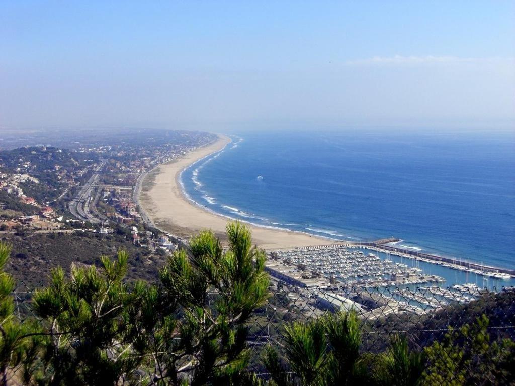 Verdaguer Home Castelldefels Exteriér fotografie